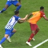 Galatasaray’da penaltı isyanı VAR!