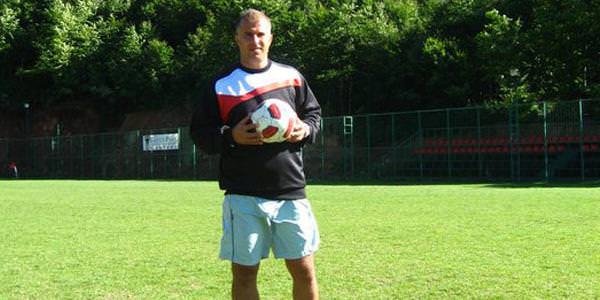 Onlar hem Aslan hem Kanarya...