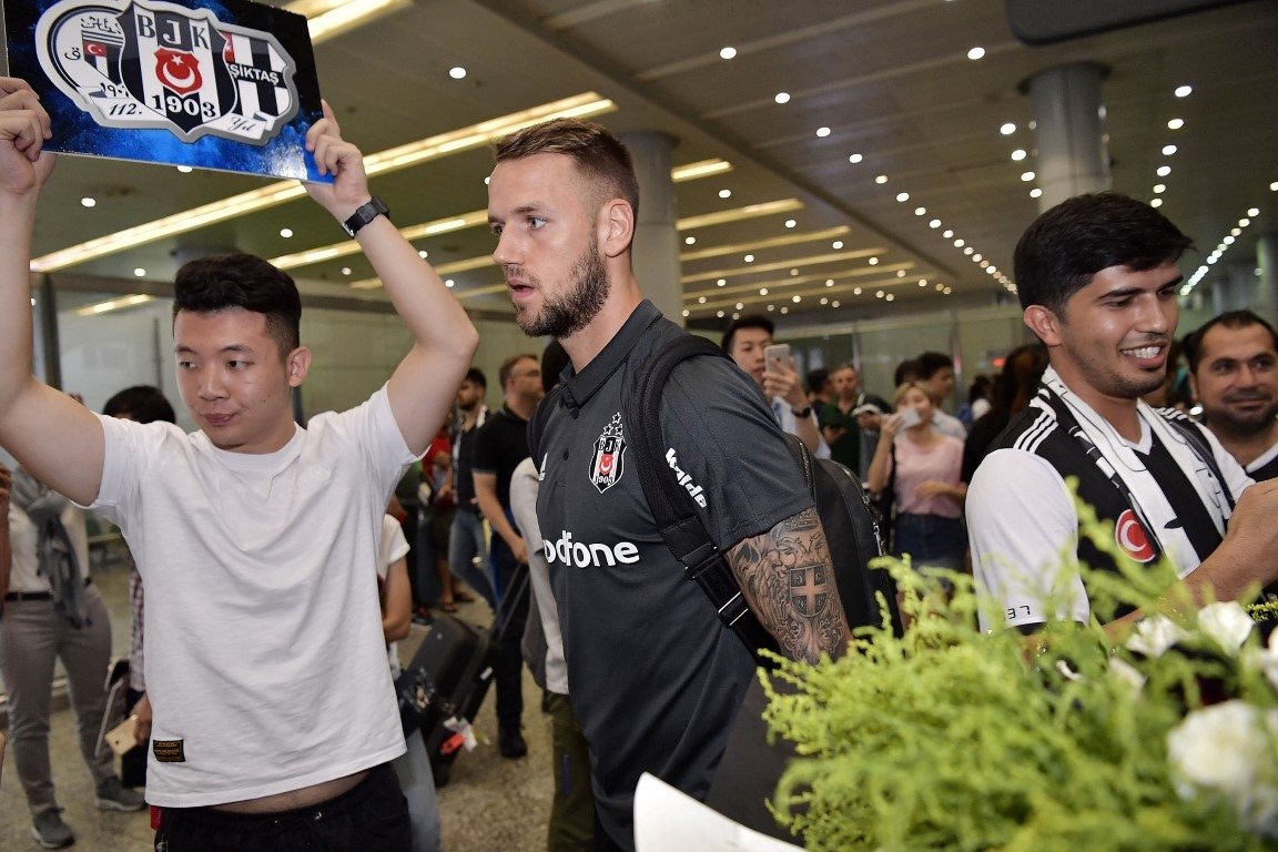 Beşiktaş, Çin’e gitti