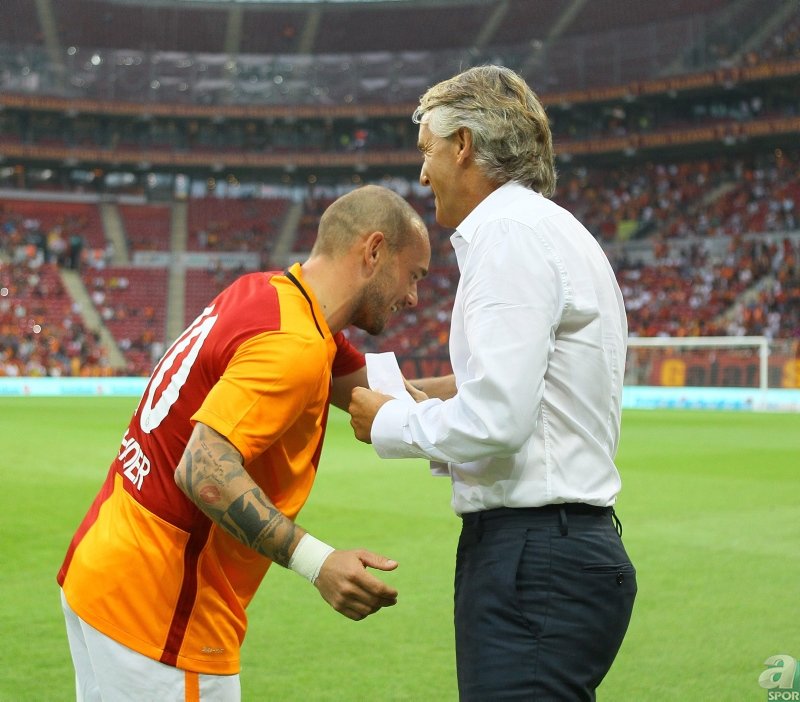 Sneijder Galatasaray’a dönecek mi? Fatih Terim açıkladı