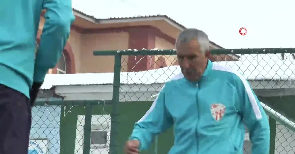 71 yaşında transfer oldu!