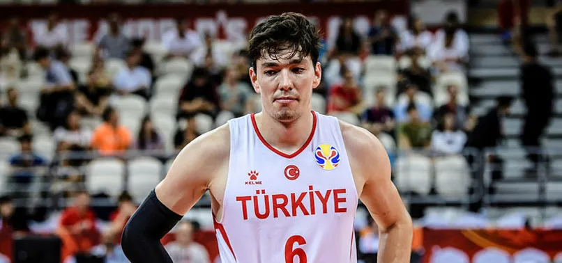 Cedi Osman: Maçın içinde kalmayı başardık