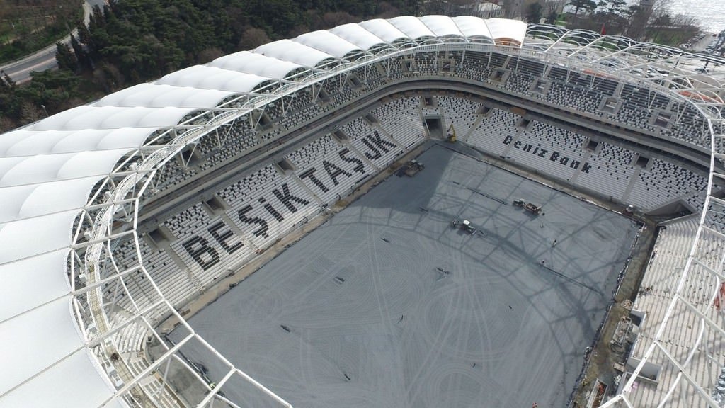 Çılgın Beşiktaş taraftarına çılgın koltuklar!