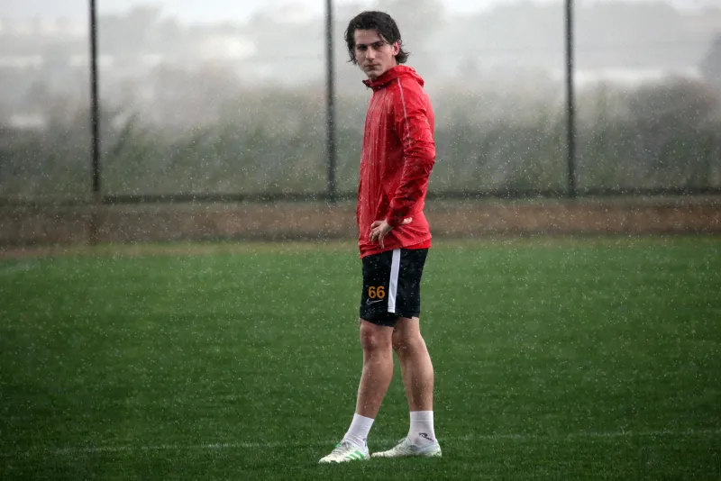 Kayserispor Ömer Memiş ile sözleşme imzaladı - 1