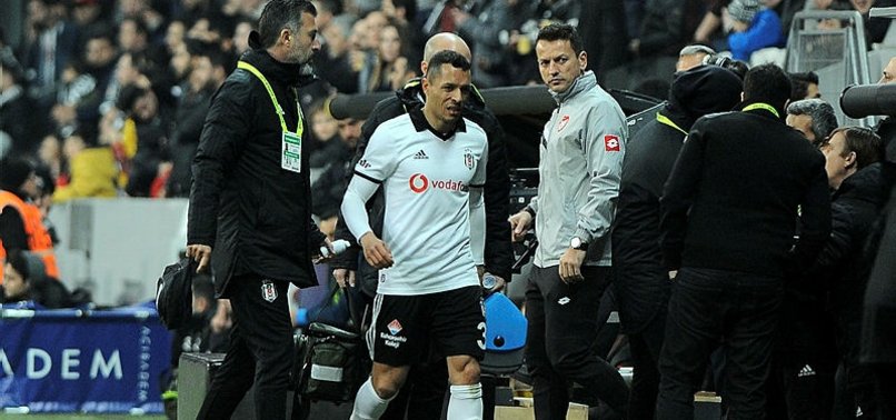 Acil sol bek aranıyor