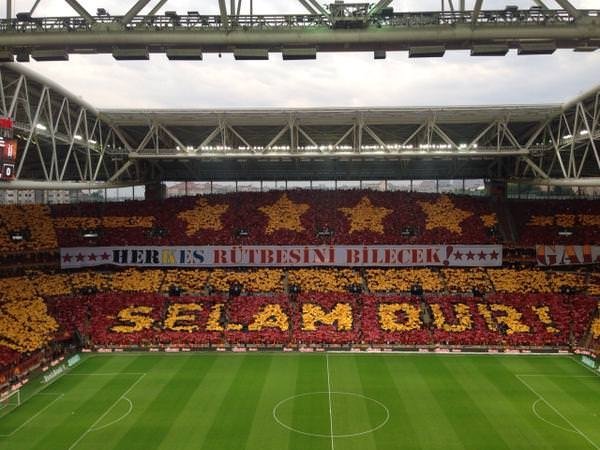Arena’da müthiş koreografi
