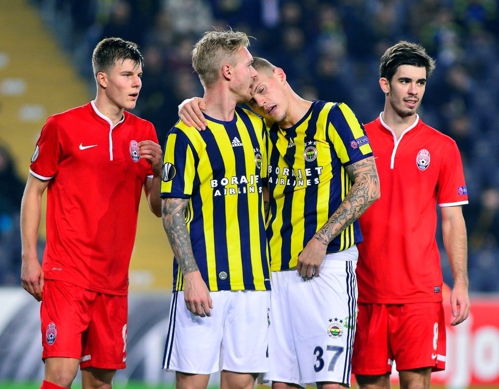 Fenerbahçe, Kjaer’i bırakmıyor