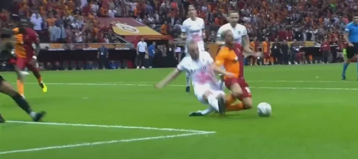 Galatasaray Gaziantep FK'ya karşı Mertens ile penaltı kazandı! - 1