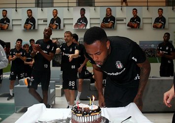 Beşiktaş'ta Larin’in doğum günü kutlandı