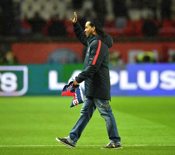 Ronaldinho, İstanbul’a geliyor
