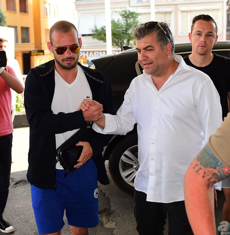 Sneijder Galatasaray’a dönecek mi? Fatih Terim açıkladı