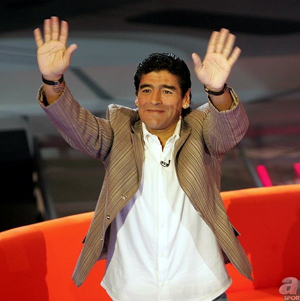 Futbol dünyasından bir efsane geçti! İşte Maradona’nın kariyeri | Diego Maradona kimdir?