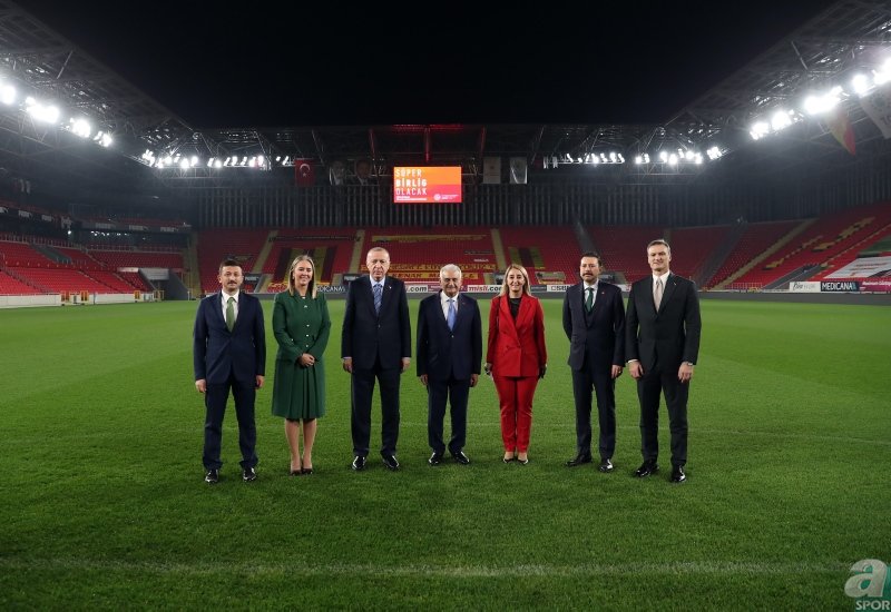 Başkan Recep Tayyip Erdoğan sahalara indi! Durmak yok gollere devam