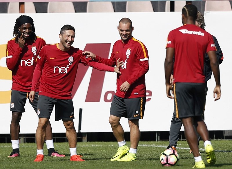 Florya’da taşlar yerinden oynuyor!