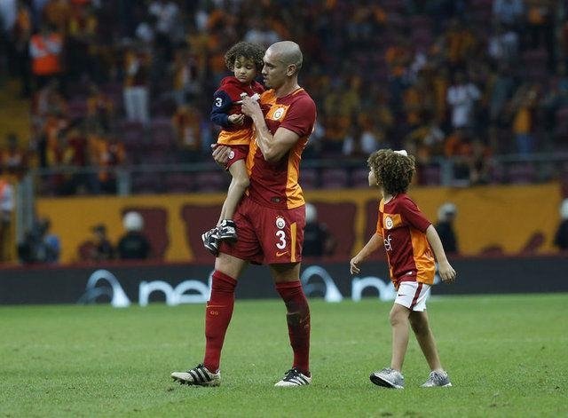Süper Lig’de kim, ne kadar kazanıyor? İşte maaşlar...