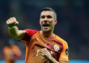 Podolski Türkiye'ye dönüyor! İşte yeni takımı