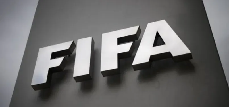 FIFA'dan eski üyelerine men cezası