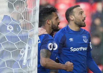 Cenk Tosun'dan flaş açıklamalar!