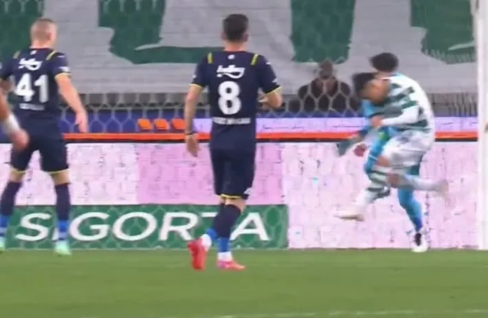 FENERBAHÇE HABERLERİ - Altay Bayındır Konyaspor maçında sakatlanarak oyundan çıktı! Gözyaşlarını tutamadı... - 2