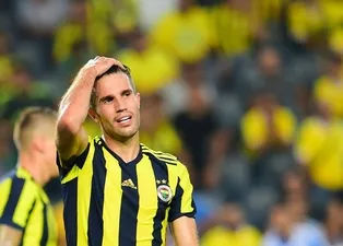 Robin van Persie'de yeni kriz