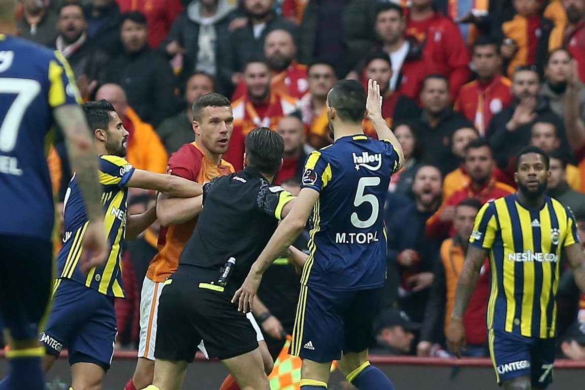 Podolski’den sert açıklamalar