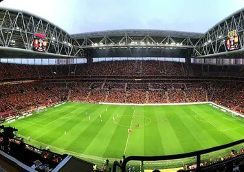 Gözler Selçuk İnan'da
