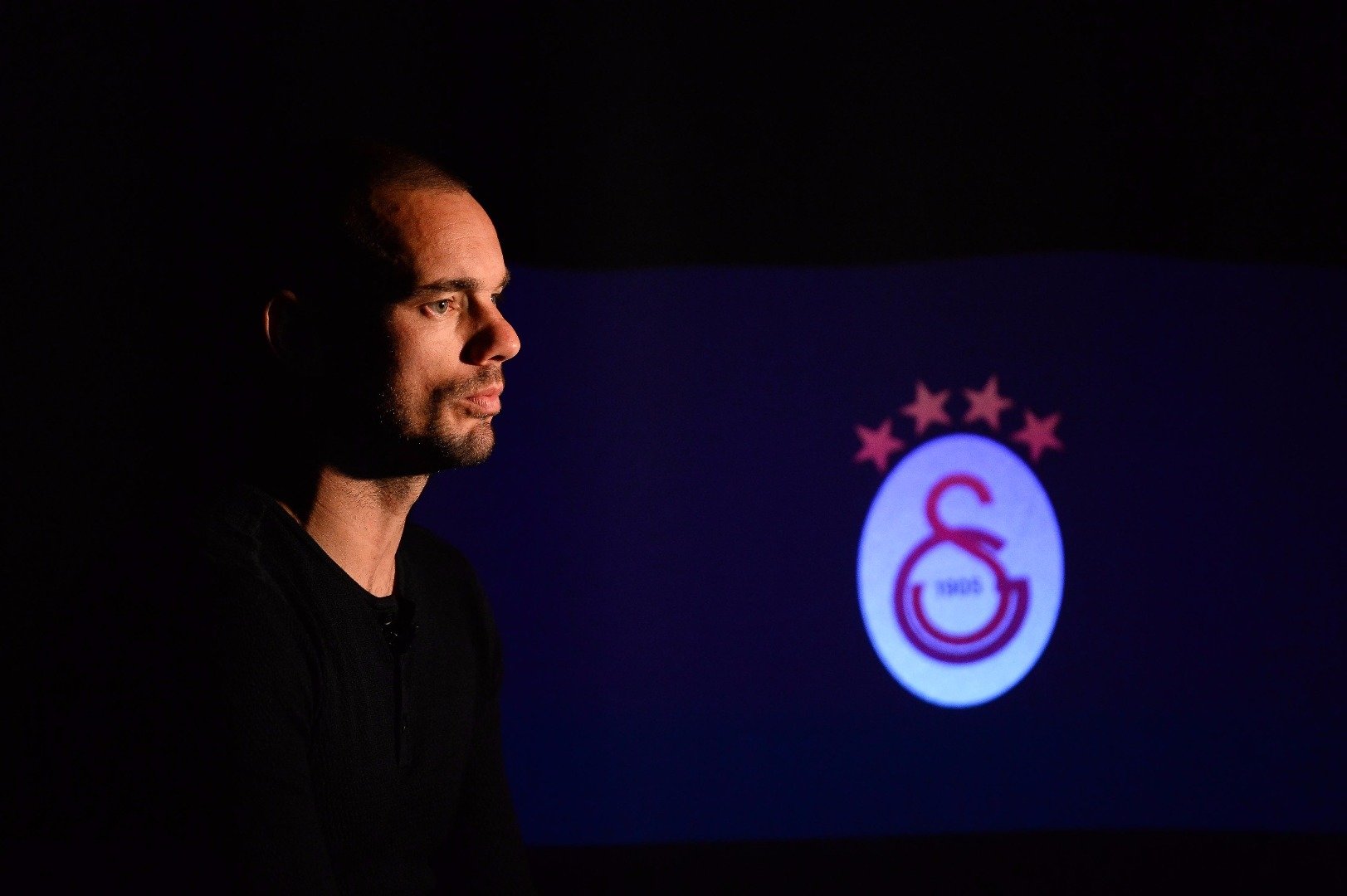 Wesley Sneijder kararını verdi