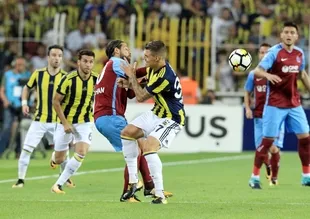 Fenerbahçe, Kadıköy'de Trabzonspor ile berabere kaldı