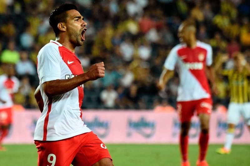 Galatasaray süper yıldızına kavuşuyor! İşte Falcao’nun geliş saati