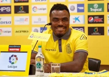 Yine Emenike yine olay! Uykum var dedi ve...