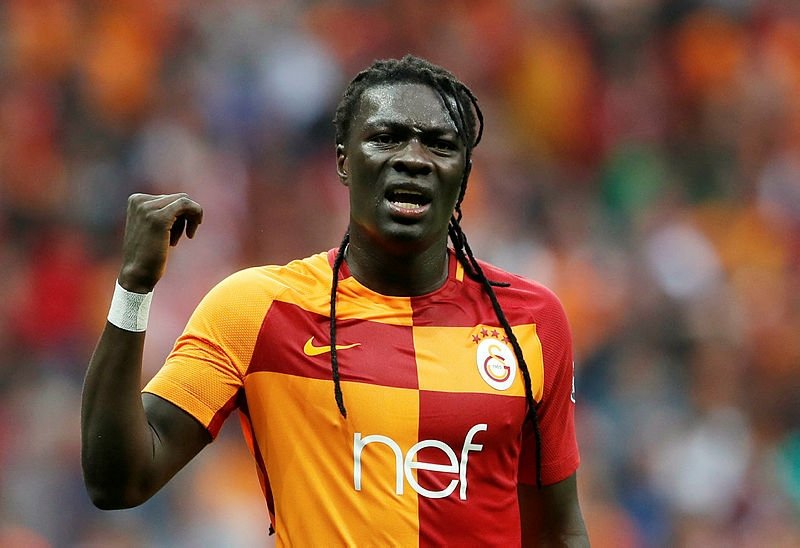 Gomis’in saçlarını kim kesecek!