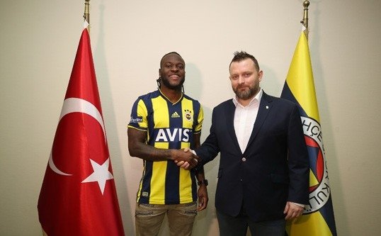 Fenerbahçe Victor Moses’ı açıkladı