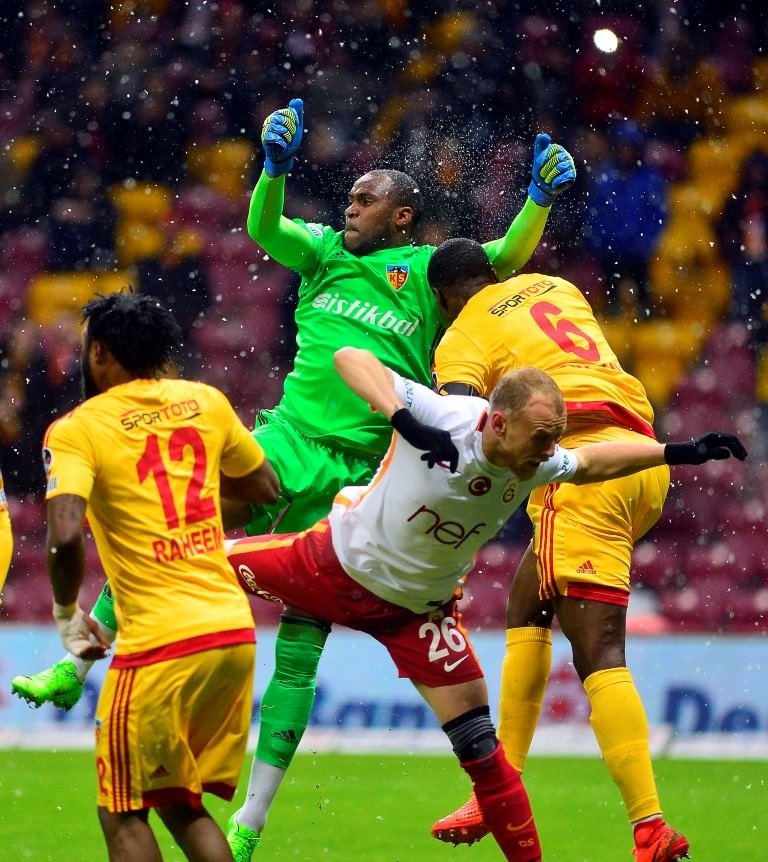 Galatasaray-kayserispor karşılaşmasından kareler