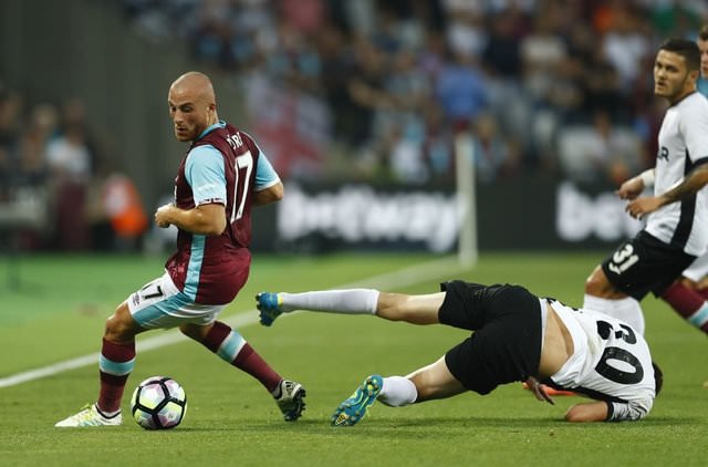 Türk futbolcularının bonservis bedelleri belli oldu