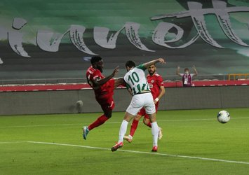 Sivasspor 1 puanı uzatmalarda kurtardı