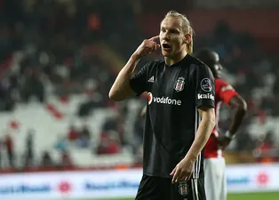 Kartal'ın aşkı Roma'yı yaktı!
