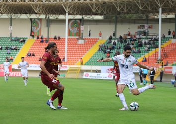 Alanya 89'da puanı kaptı! Maçta son anlar nefes kesti