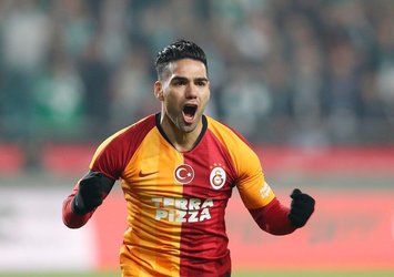 Aslan'dan golcü bombası! Falcao'nun yerine o geliyor