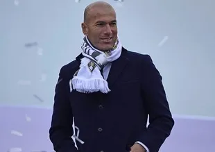 Zinedine Zidane'a büyük onur!