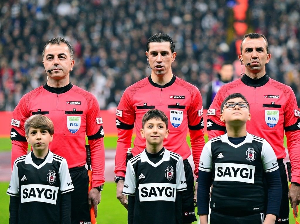 Beşiktaş-Fenerbahçe karşılaşmasından kareler