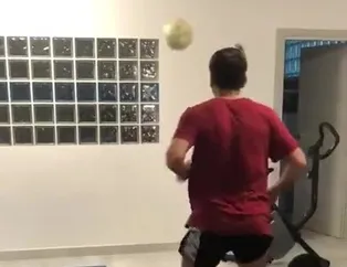 Cengiz Ünder'den evde kal şov