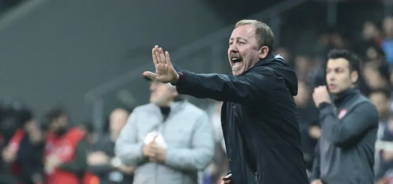 Beşiktaş'ta gençler sahaya