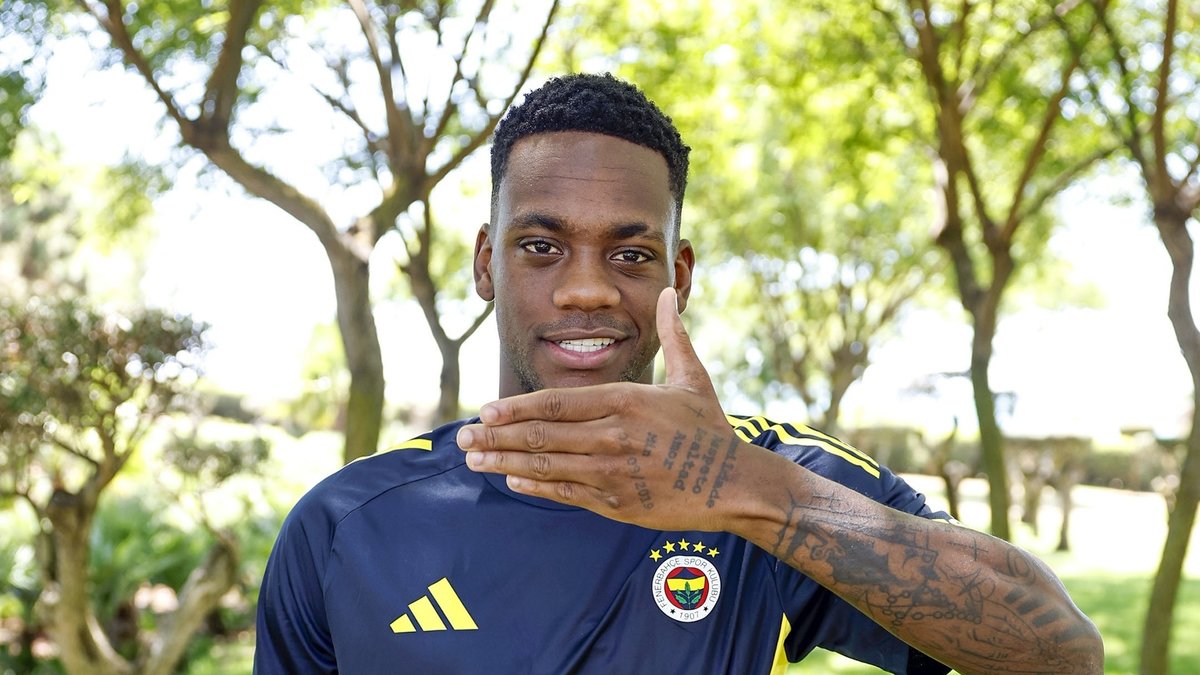 TRANSFER HABERLERİ | Fenerbahçe'de Jhon Duran performansıyla göz doldurdu! TRANSFER HABERLERİ | Fenerbahçe'de Jhon Duran performansıyla göz doldurdu!