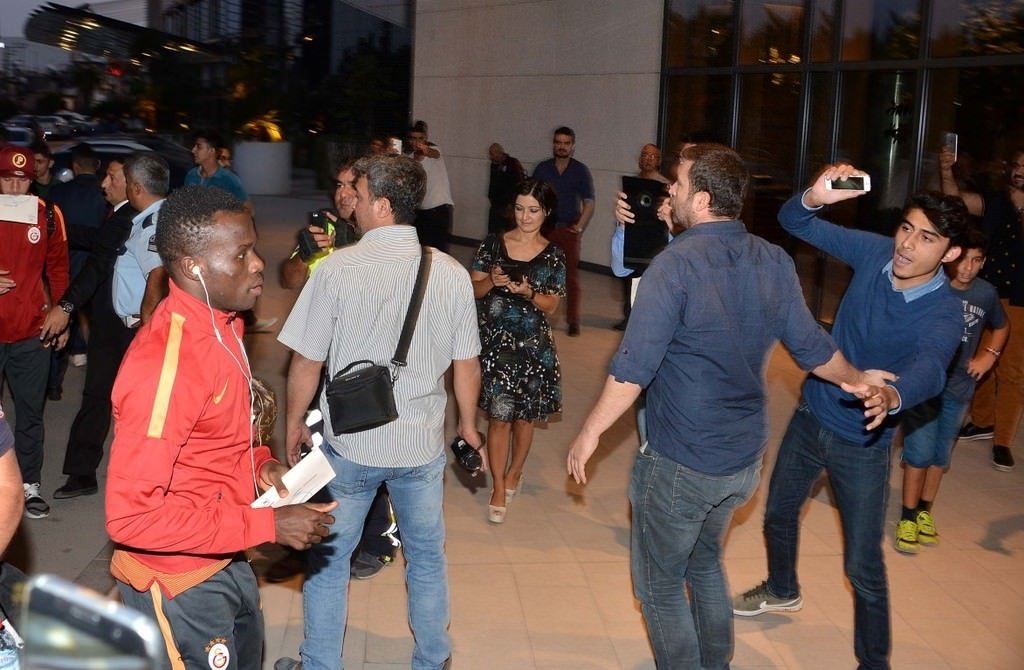 Galatasaray, Adana’da coşkuyla karşılandı