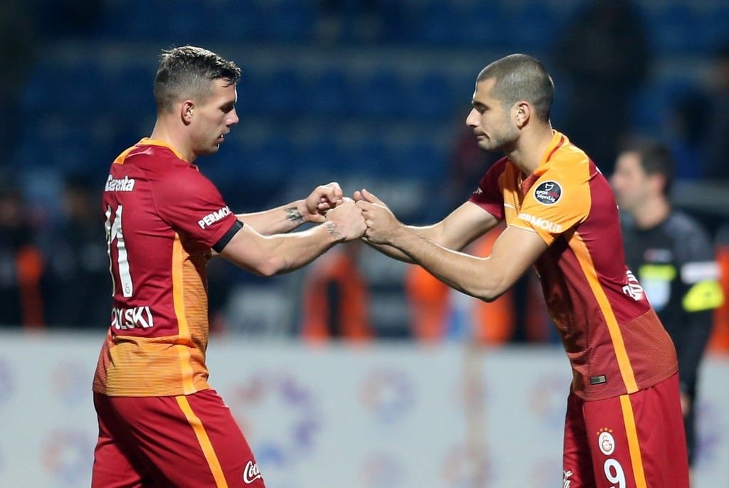 Lukas Podolski’nin transferini duyurdular