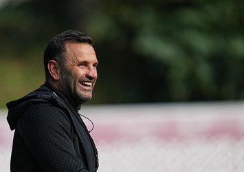 Buruk'tan Prag maçı öncesi flaş karar!
