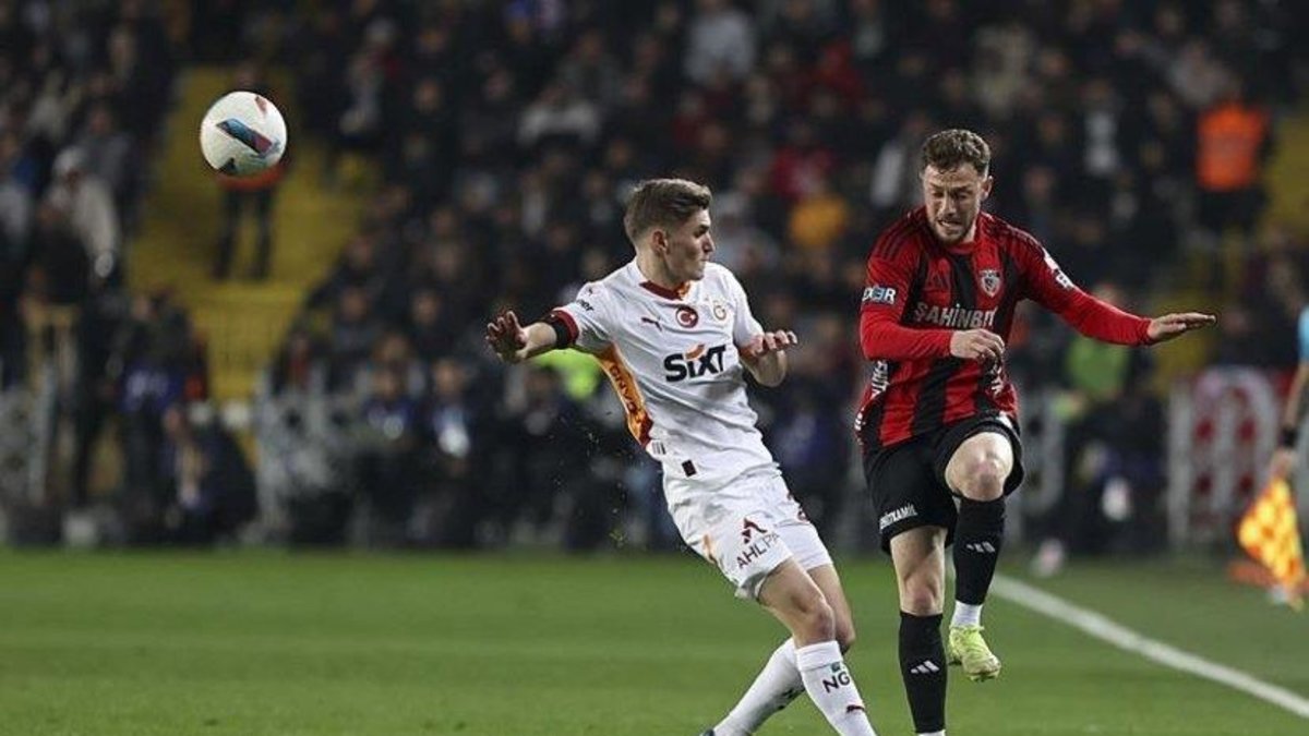 Elias Jelert: Galatasaray'da olmayı seviyorum Elias Jelert: Galatasaray'da olmayı seviyorum
