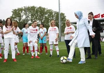 Kadınlardan Euro 2024'e tam destek