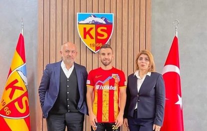 Süper Lig ekibi Kayserispor’da Ramazan Civelek’in sözleşmesi 2 yıl uzatıldı!
