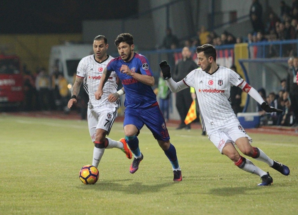 Kardemir Karabükspor-Beşiktaş karşılaşmasından kareler